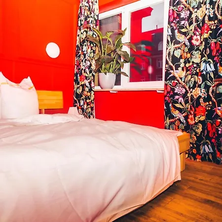 Otel Happy End Münih
